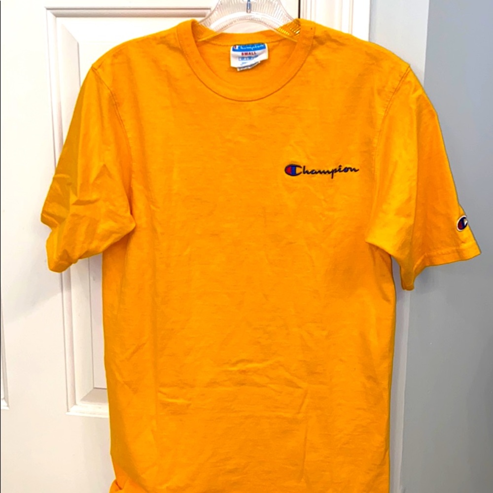 Men's small Champion t shirt